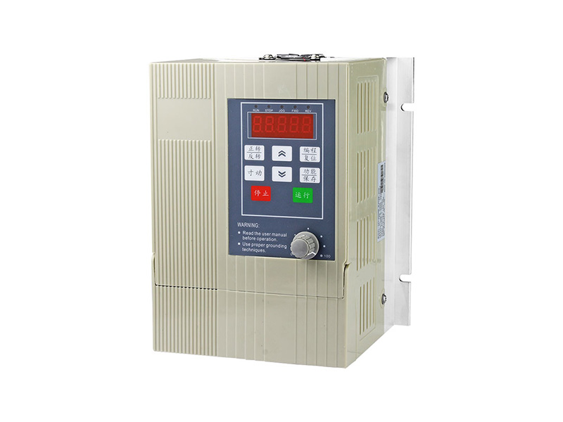 3000H單相水泵變頻器，恒壓供水專(zhuān)用變頻器，變頻器廠(chǎng)家